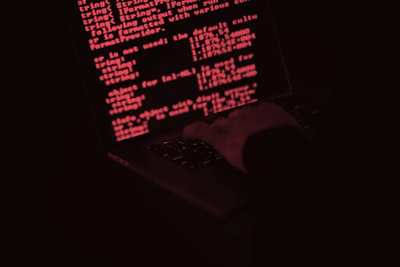 Imagen de portada del artículo «La IA ofensiva obliga a replantear la seguridad continua en las empresas»